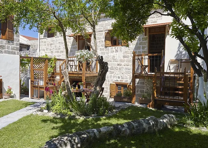 Helios Garden Boutique Apartments