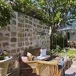 Helios Garden Boutique شقة