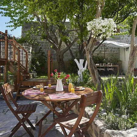 Helios Garden Boutique Rhodes City