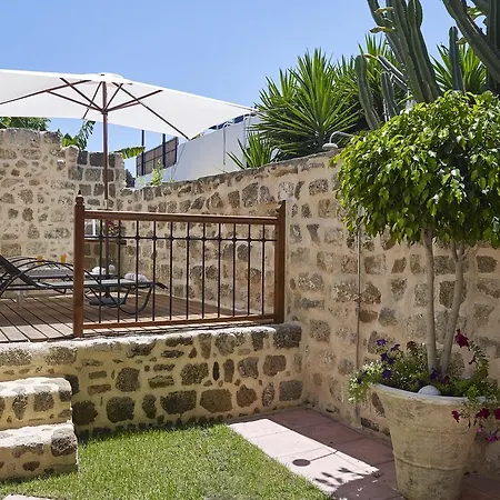 Helios Garden Boutique Apartamento